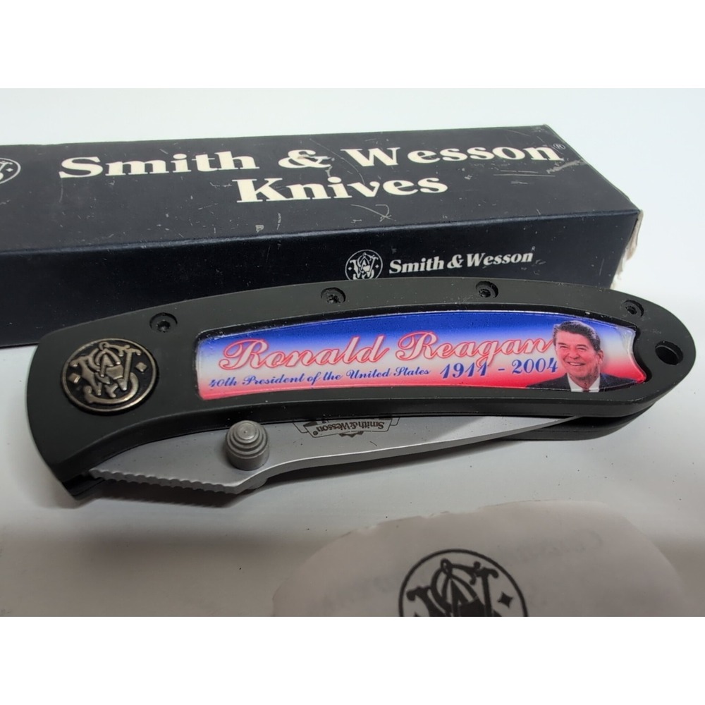 Smith & Wesson CH210R Ronald Reagan Folding Knife Limited Issue New In Box - Picture 2 of 7